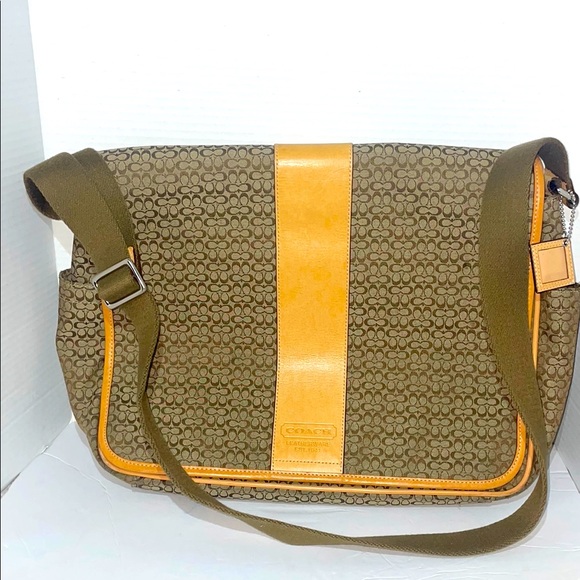 Coach F77004 Khaki Signature Messenger Crossbody Briefcase Laptop Bag - Picture 1 of 9